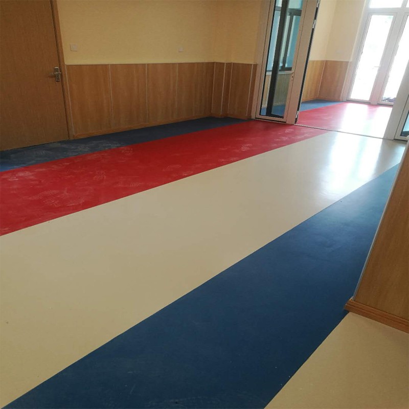 幼儿园塑胶地板