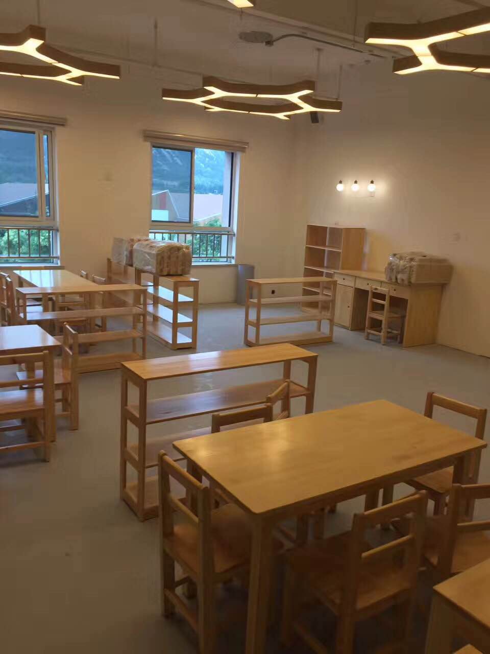 pvc塑胶地板幼儿园 pvc塑胶地板幼儿园