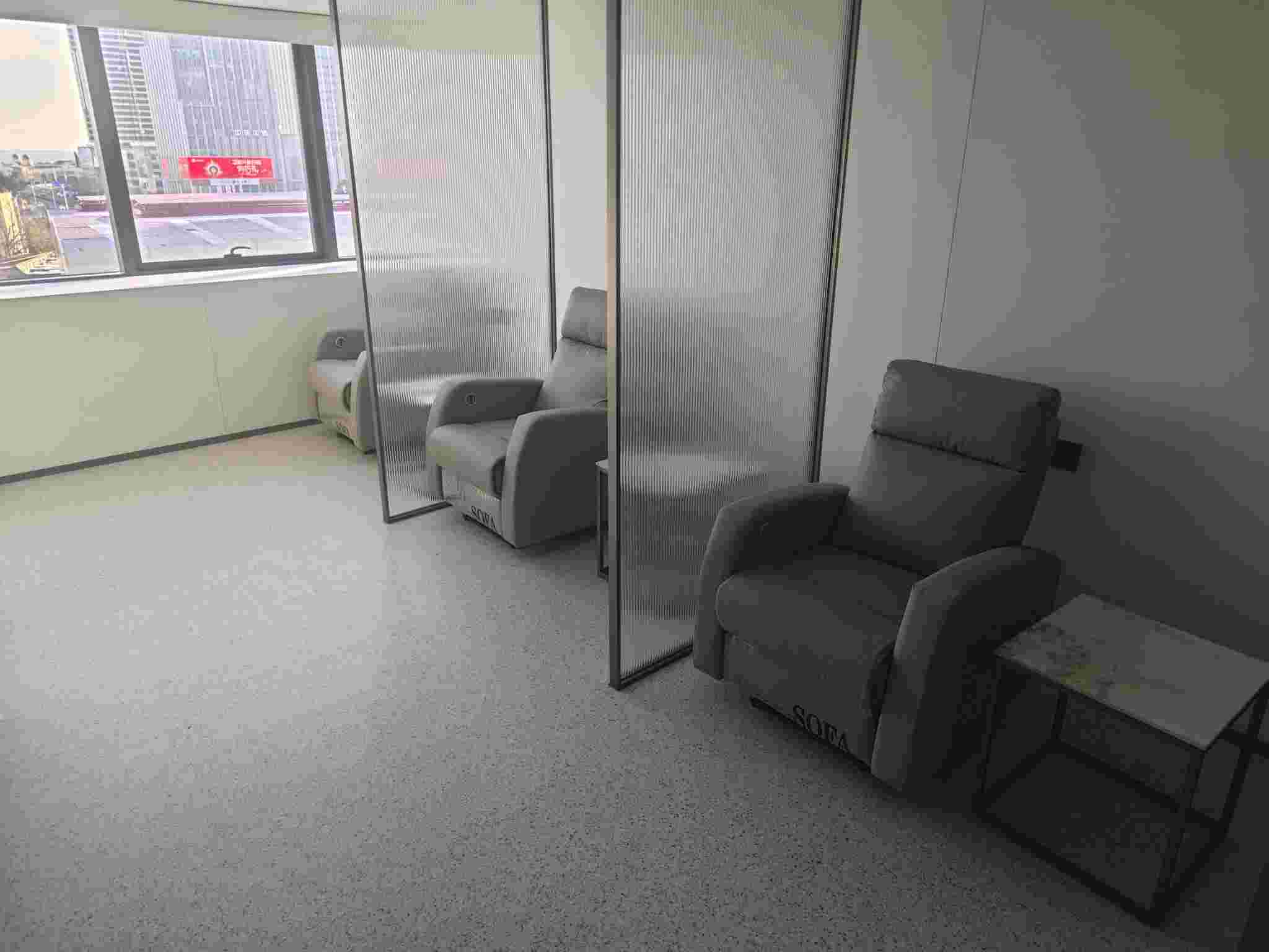 塑胶地板 塑胶地板